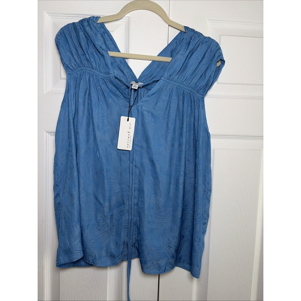 Current Air Palm Jacquard V-Neck Blouse Womens Size L Blue Tropical‎ Top New